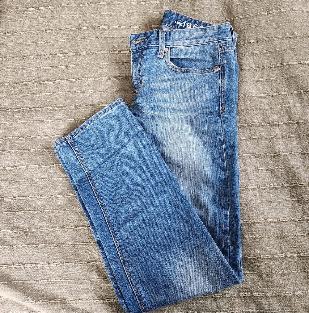Classic Women's Straight Leg Jeans - Light Blue
